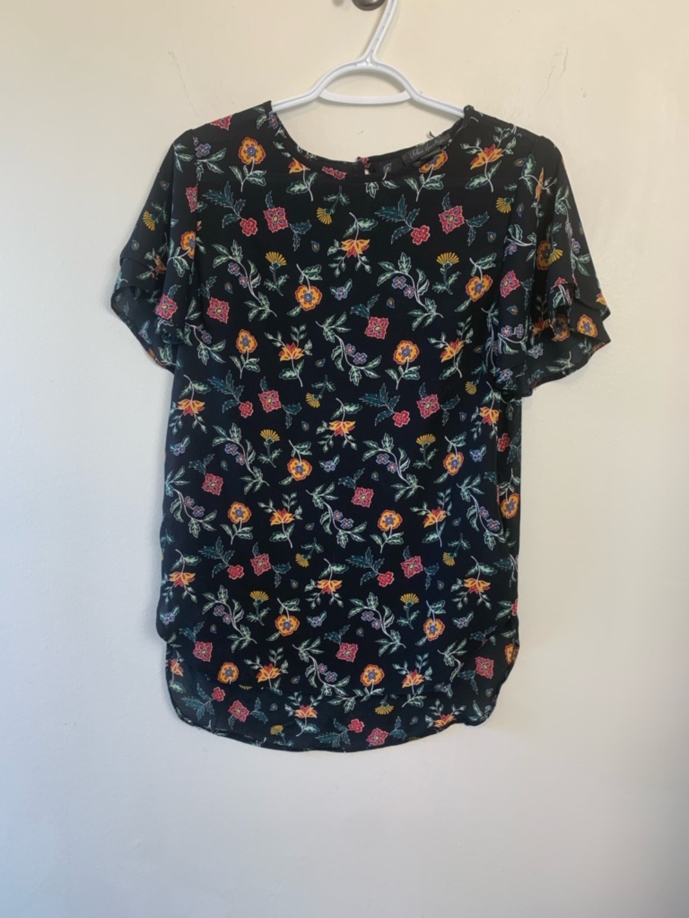 Urban Heritage Black Floral Short Flutter Sleeve Blouse
